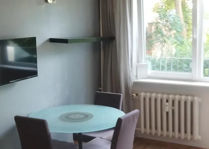 Wszędzie Blisko , Wysoki Parter Apartament
