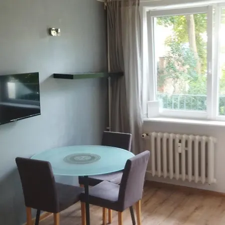 Wszedzie Blisko , Wysoki Parter Appartement